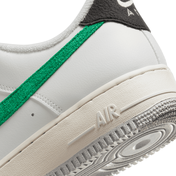 Nike Air Force 1 Low Summit White Malachite Angle 5