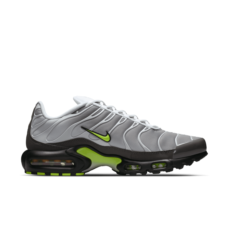 Nike Air Max Plus Neon Angle 2