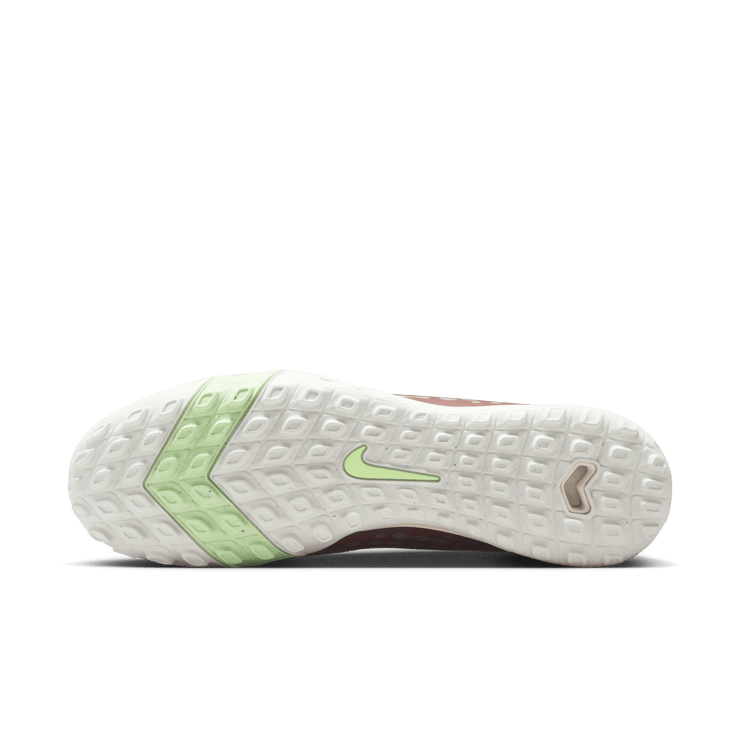 Nike Zoom Mercurial Vapor 16 Academy TF Kylian Mbappé Plum Eclipse Angle 1