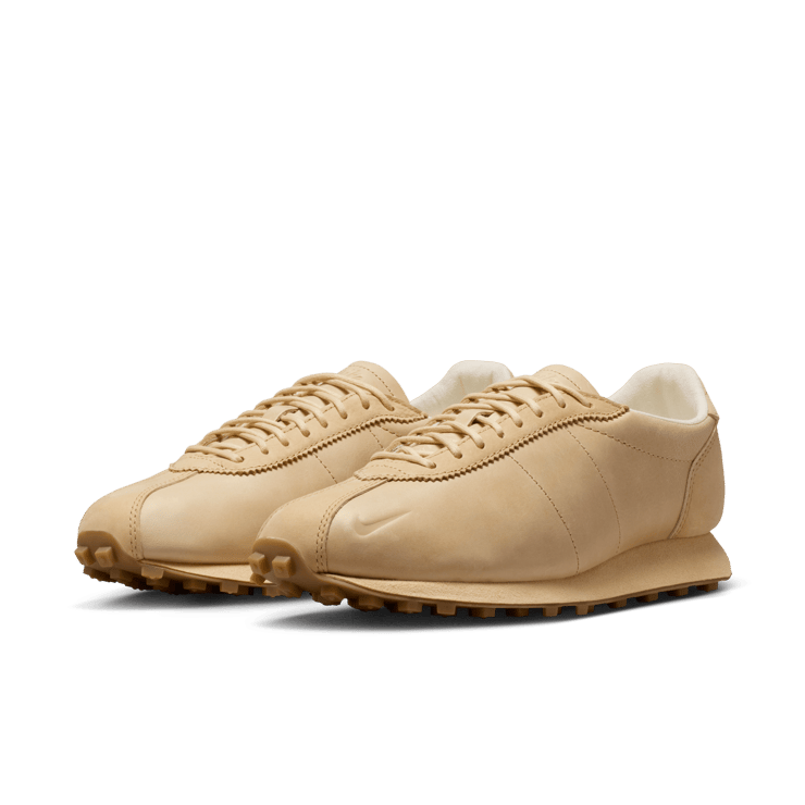 Nike LD-1000 Aritzia Edition A (W) Angle 4