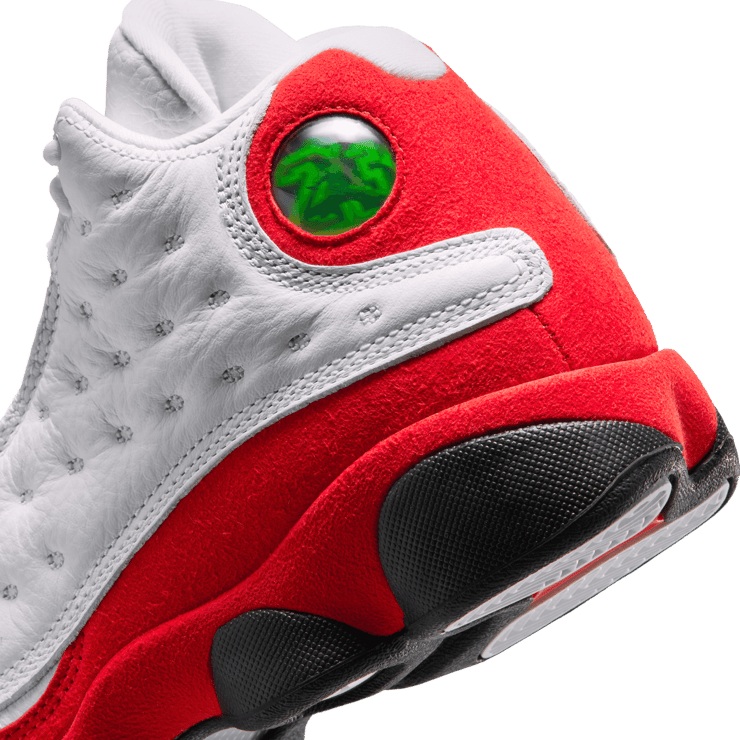 Air Jordan 13 Retro Chicago (GS) Angle 7