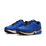 Nike Zoom Vomero 5 Swooshless Hyper Royal Angle 4