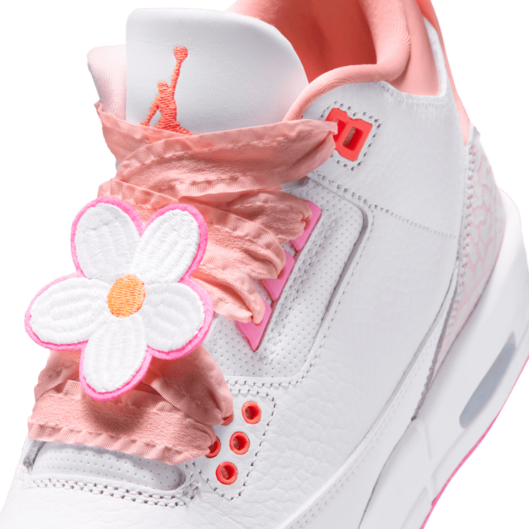 Air Jordan 3 Retro Spring Flowers (GS) Angle 5