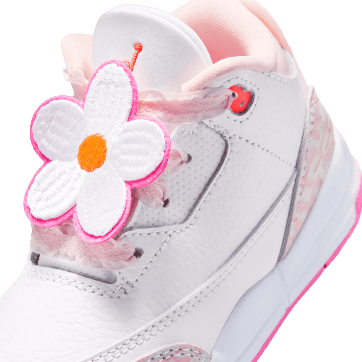 Air Jordan 3 Retro Spring Flowers (TD) Angle 6