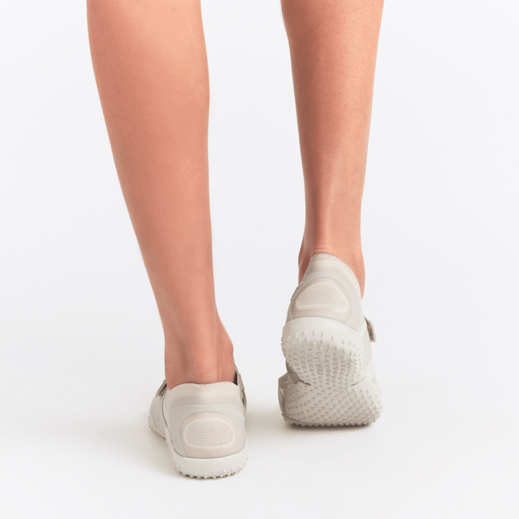 NikeSKIMS Rift Mesh Light Bone (W) Angle 11