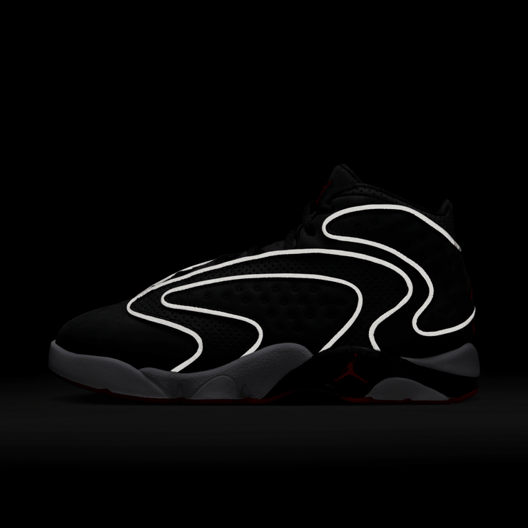 Air Jordan OG Black University Red (W) Angle 8