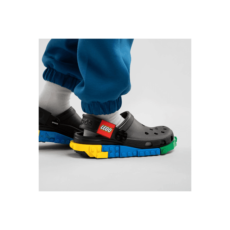 Crocs Creativity Clog LEGO Black (GS) Angle 5