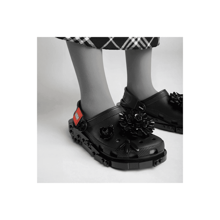 Crocs Midnight Garden Creativity Clog LEGO Angle 5