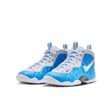 Nike Air Foamposite Pro University Blue (2026) (GS) Angle 4