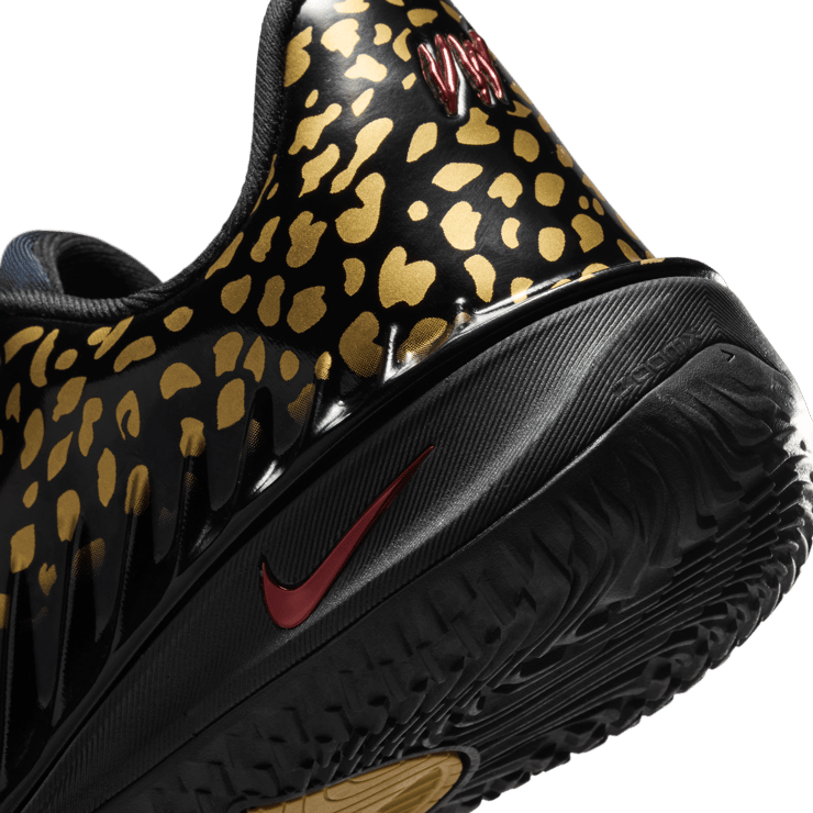 Nike GT Cut 4 Victor Wembanyama Gold Panther (GS) Angle 7
