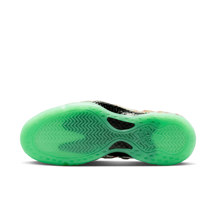 Nike Air Foamposite One Pro Tianjin 2.0 Angle 1