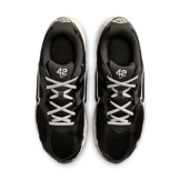 Nike V5 RNR Jackie Robinson Day Angle 2