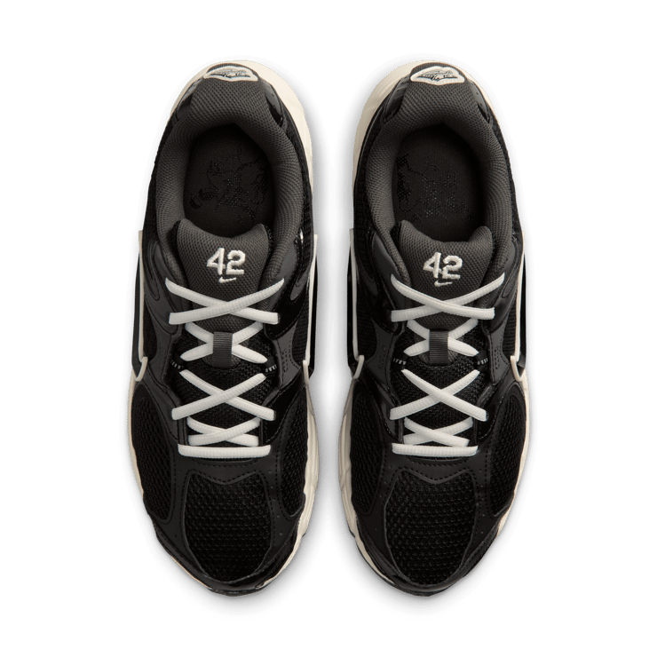 Nike V5 RNR Jackie Robinson Day Angle 2