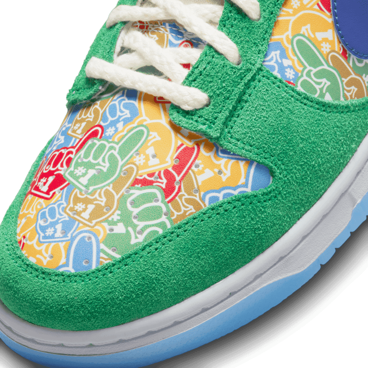 Nike Dunk Low Foam Finger Angle 4