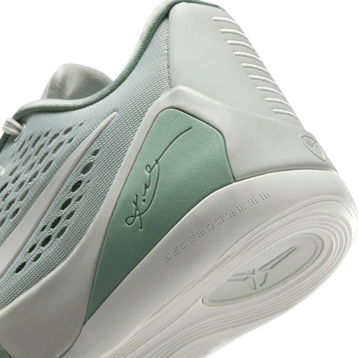 Nike Kobe 9 Low EM Protro Light Silver Angle 6