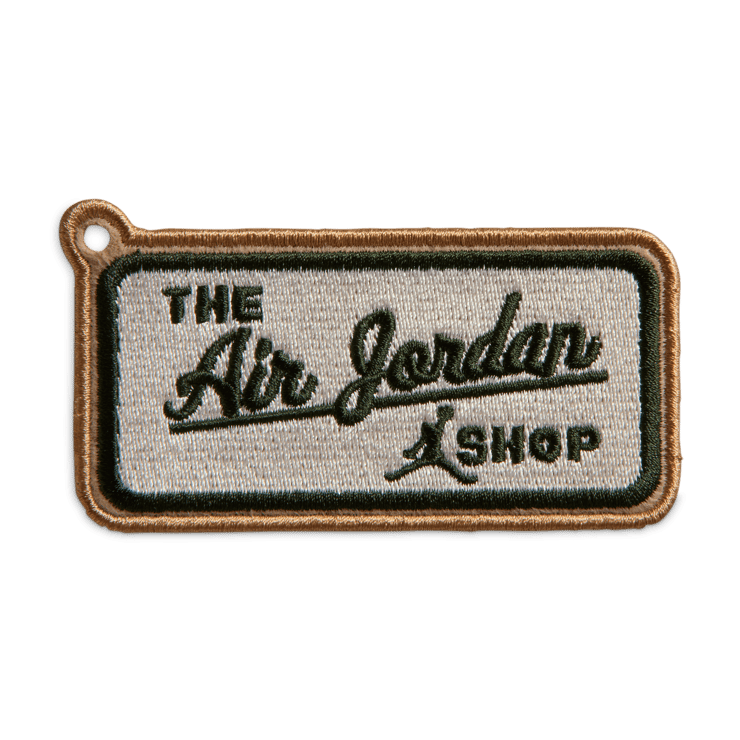 Air Jordan 1 Retro High OG Khaki (PS) Angle 8