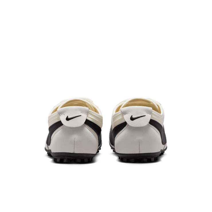 Nike Moon Shoe OG Soft Pearl (W) Angle 3