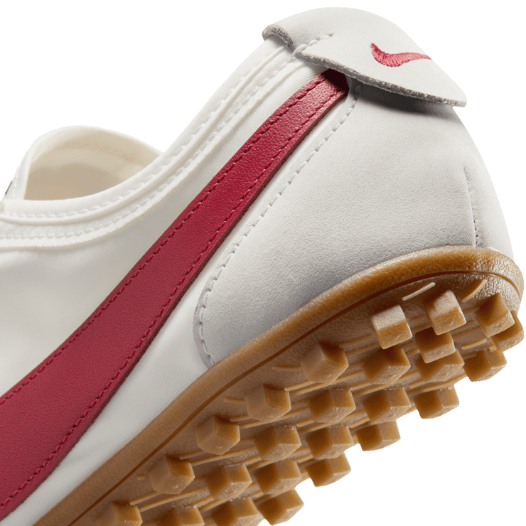 Nike Moon Shoe OG Summit White Team Crimson (W) Angle 7