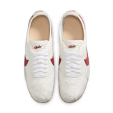Nike Moon Shoe OG Summit White Team Crimson (W) Angle 3