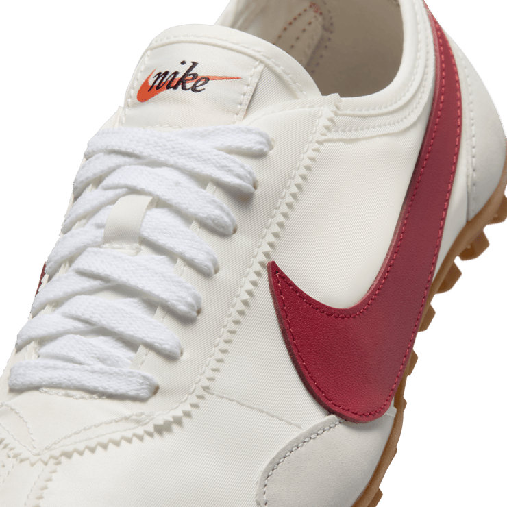 Nike Moon Shoe OG Summit White Team Crimson (W) Angle 6