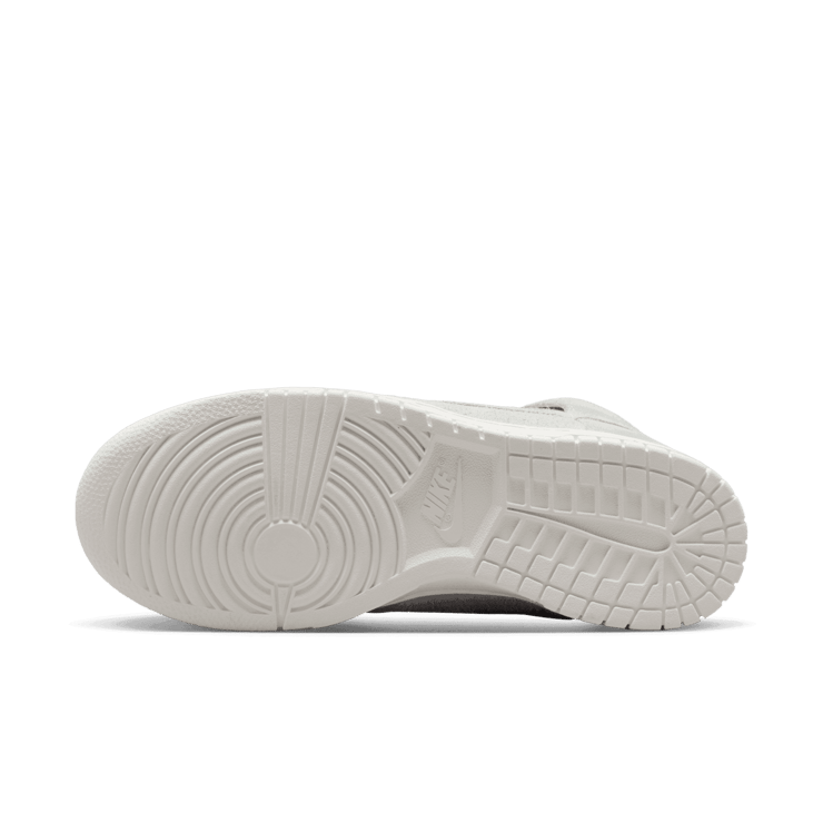 Nike Dunk High SE Clouds (W) Angle 0