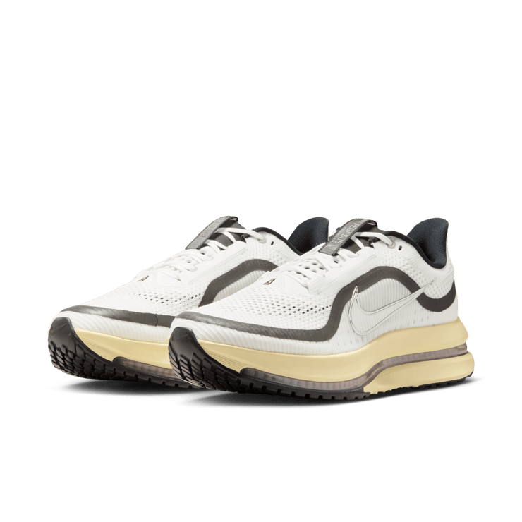 Nike Pegasus Premium A Ma Maniere White Angle 4