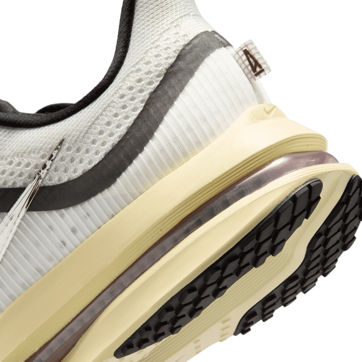 Nike Pegasus Premium A Ma Maniere White Angle 7
