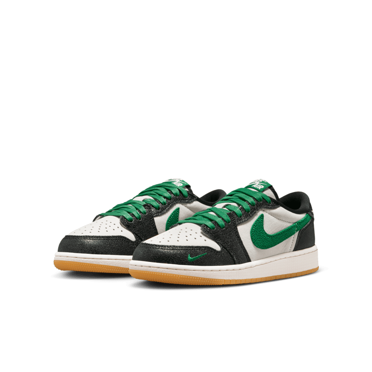 Air Jordan 1 Retro Low OG Phantom Pine Green (GS) Angle 4