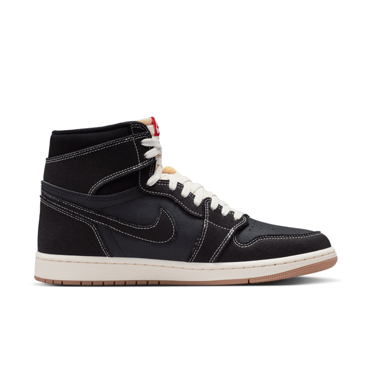 Air Jordan 1 Retro High OG Flight Club  Angle 1