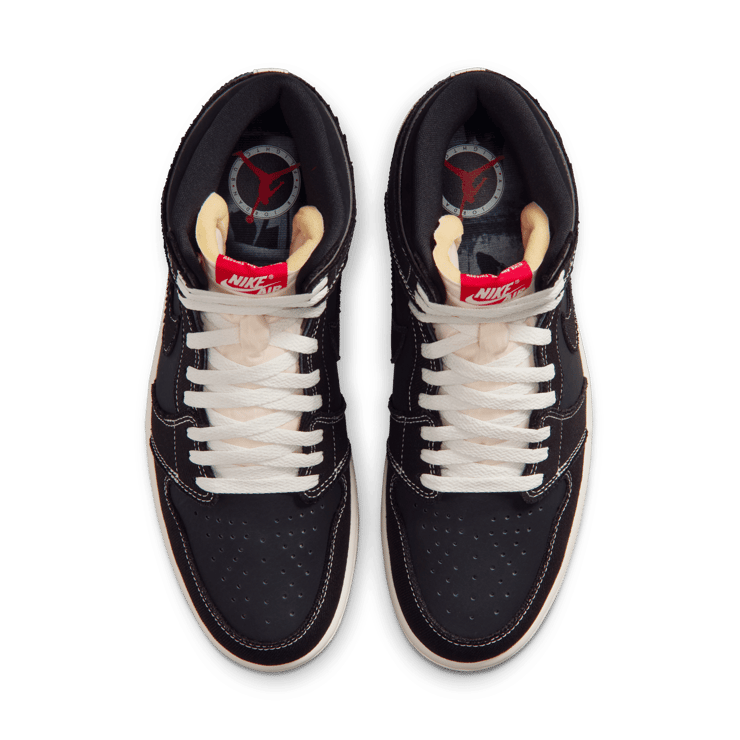 Air Jordan 1 Retro High OG Flight Club  Angle 2
