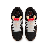 Air Jordan 1 Retro High OG Flight Club (GS) Angle 3