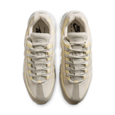 Nike Air Max 95 Golf Spruce Fog Angle 3