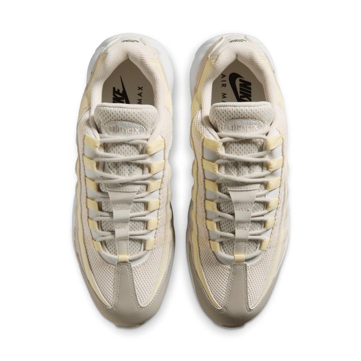 Nike Air Max 95 Golf Spruce Fog Angle 3