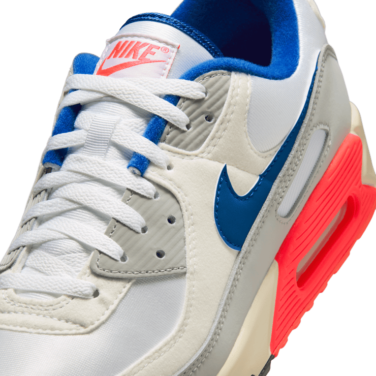 Nike Air Max 90 Ultramarine Angle 6