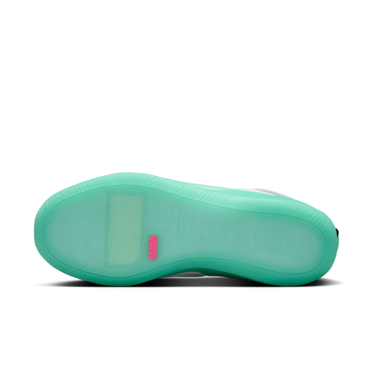 Jordan Heir Series 2 White Metallic Silver (W) Angle 1