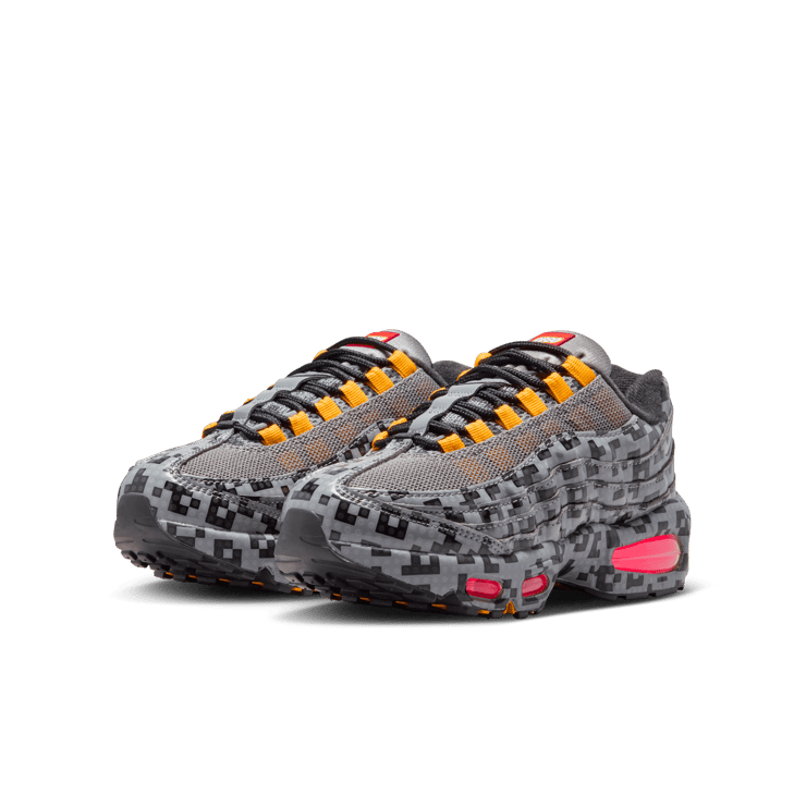 Nike Air Max 95 LEGO Pixel Camo (GS)  Angle 4