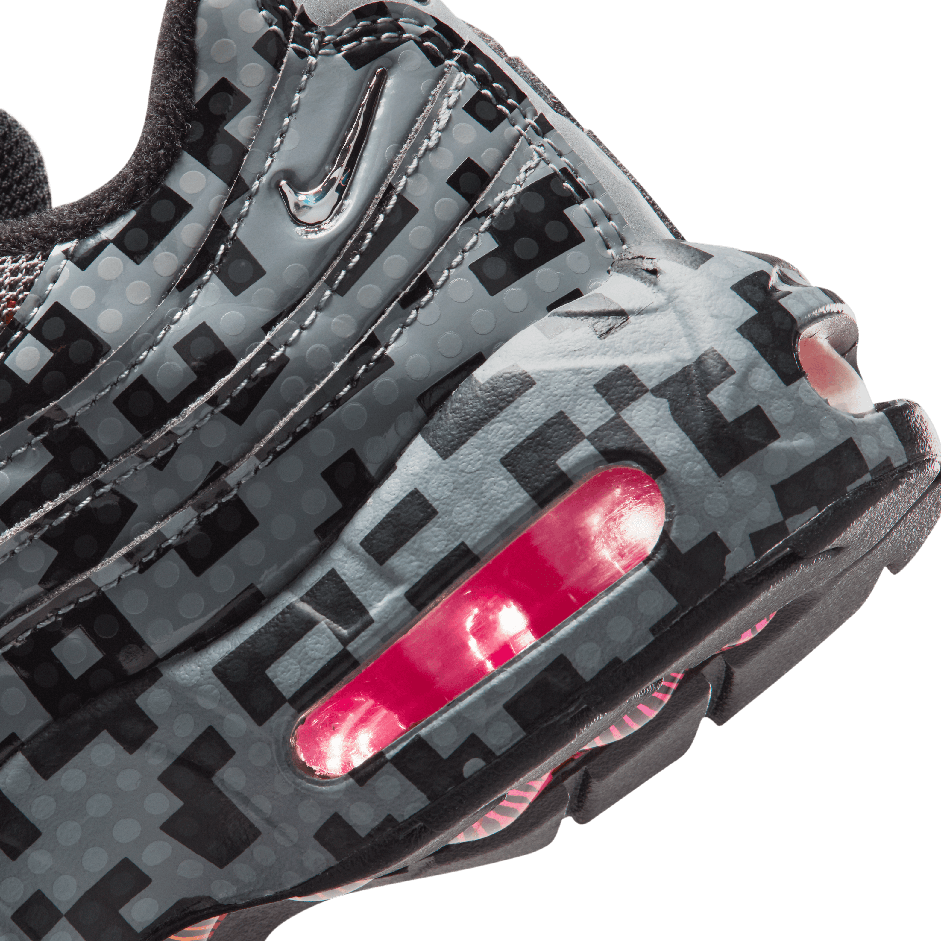 Nike Air Max 95 LEGO Pixel Camo (PS) Angle 7