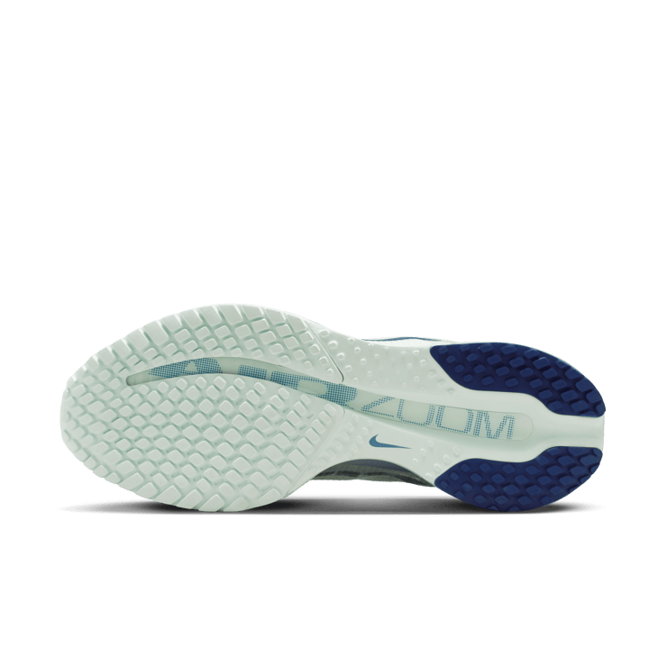 Nike Pegasus Premium Barely Green (W) Angle 1