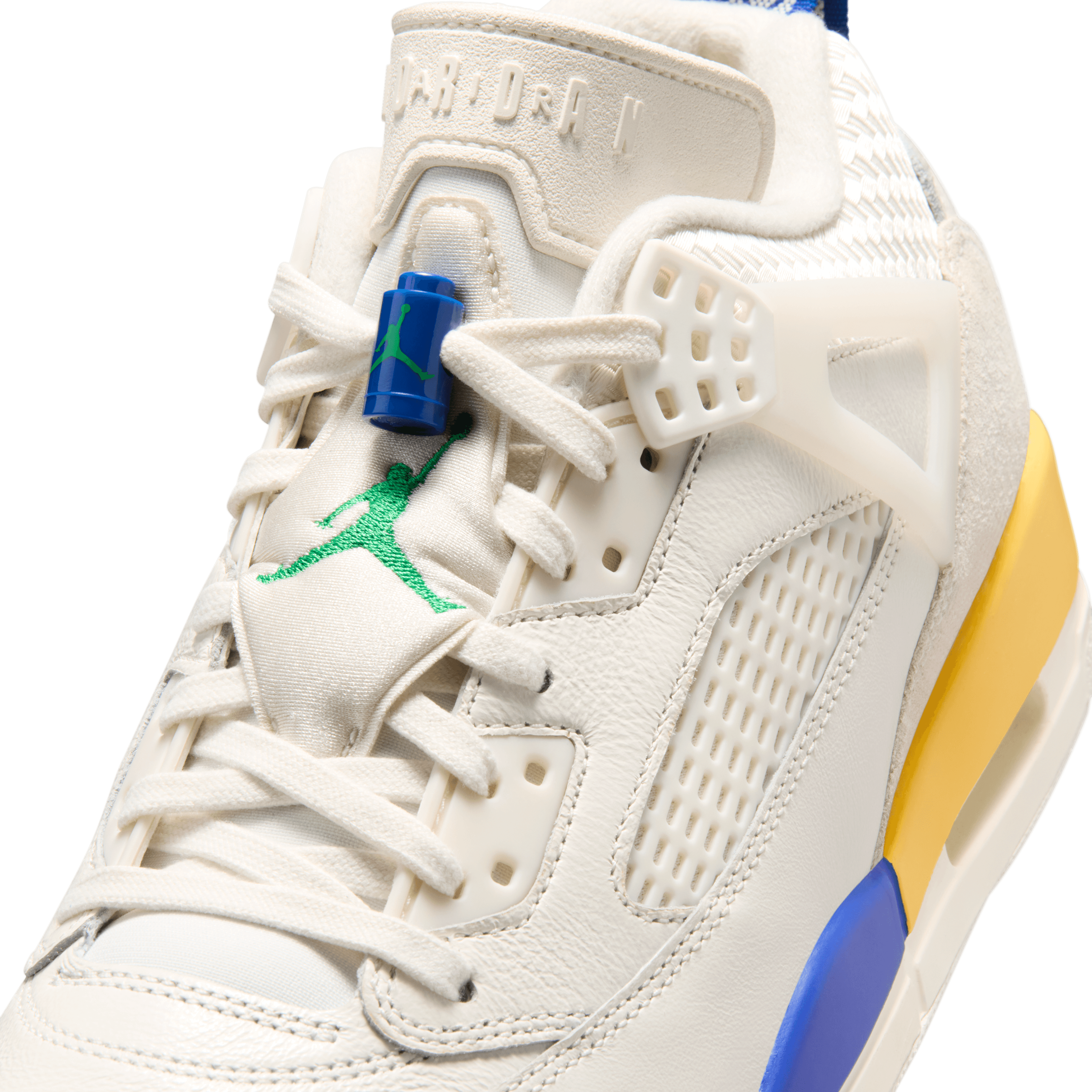Jordan Spizike Low Brazil Angle 6