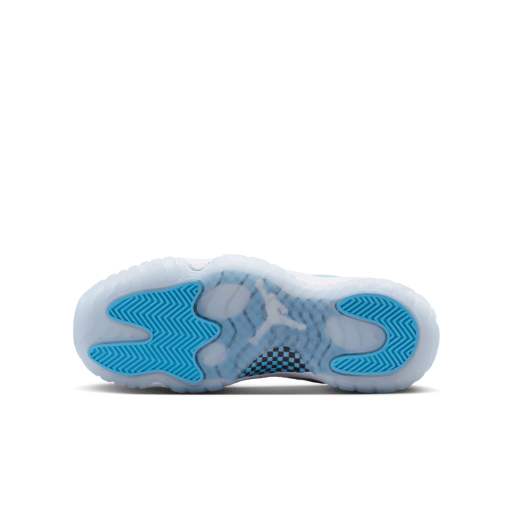 Air Jordan 11 Retro Low White University Blue (GS) Angle 1
