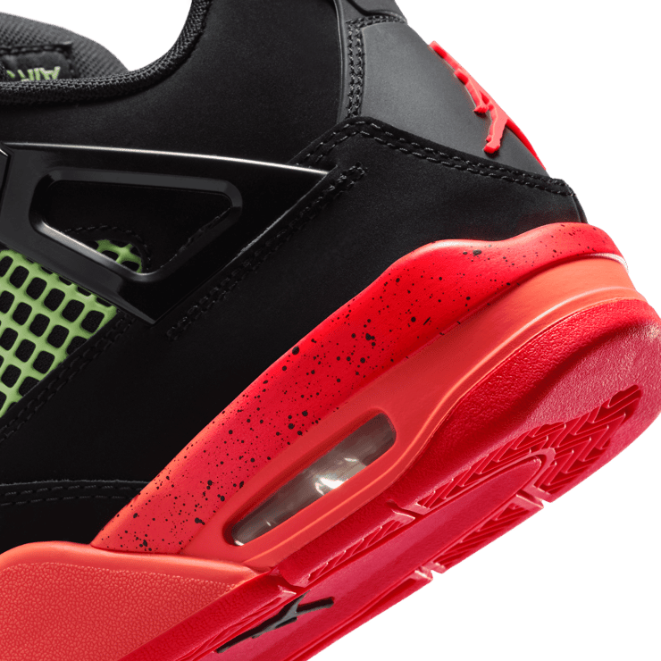 Air Jordan 4 Retro Black Infrared 23 (GS) Angle 7
