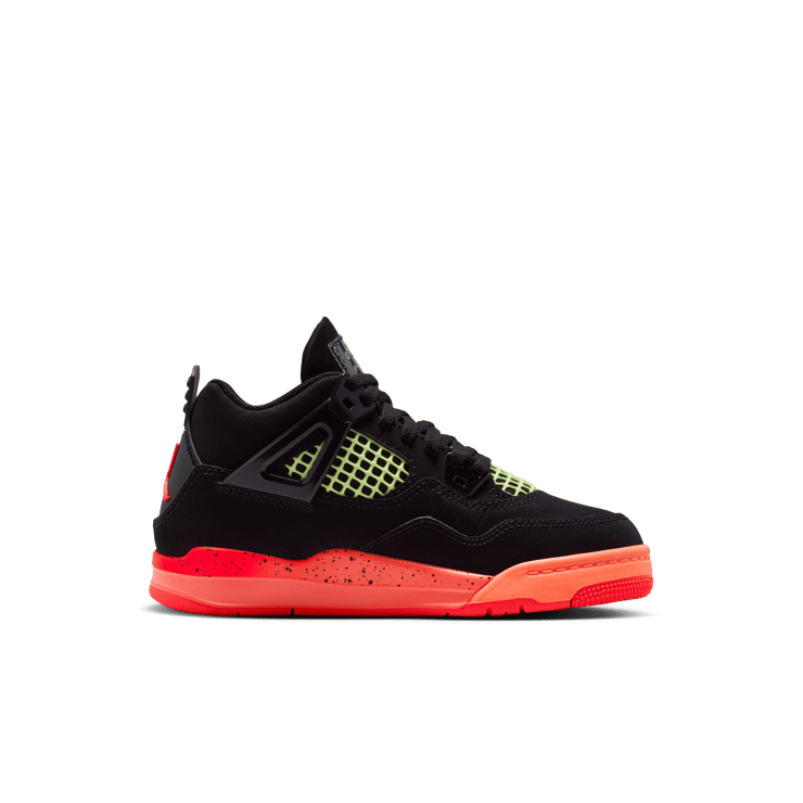 Air Jordan 4 Retro Black Infrared 23 (PS) Angle 2