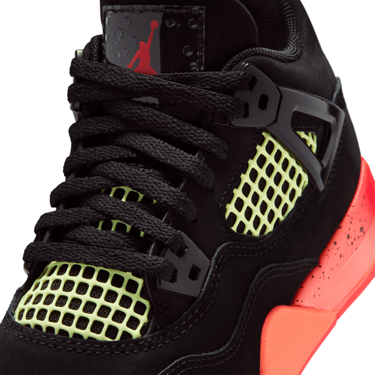 Air Jordan 4 Retro Black Infrared 23 (PS) Angle 6