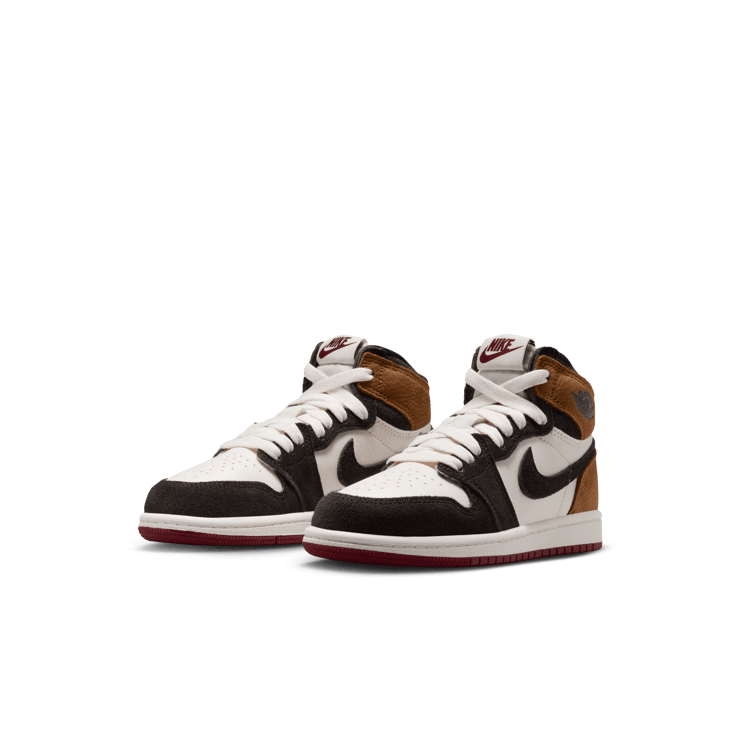 Air Jordan 1 Retro High OG Love The Game (PS) Angle 4