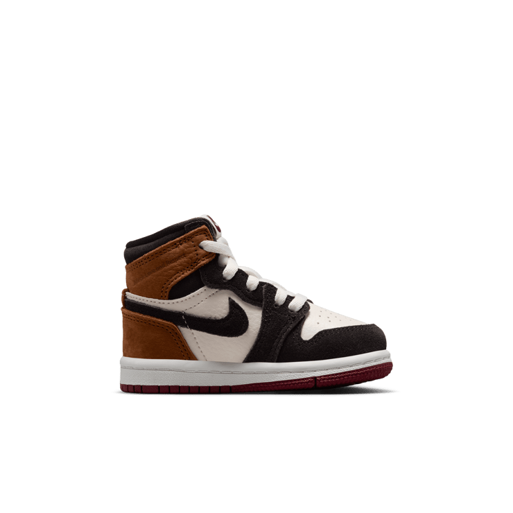 Air Jordan 1 Retro High OG Love The Game (TD) Angle 2