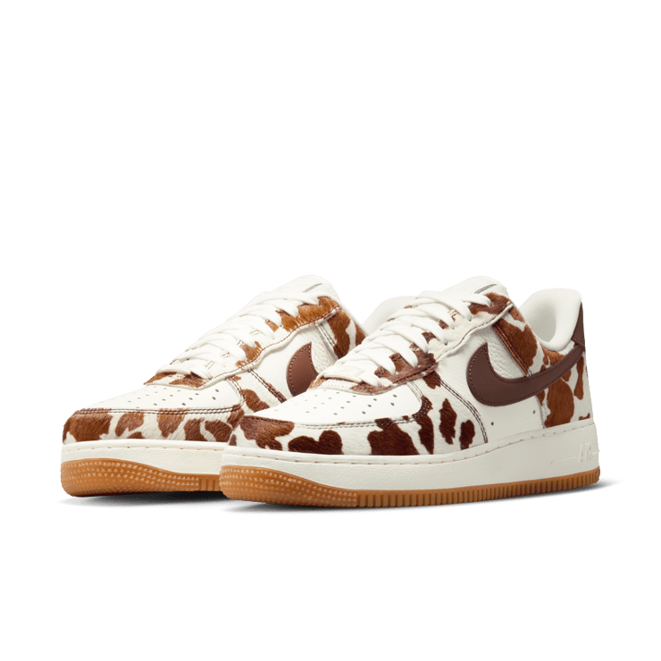 Nike Air Force 1 Low Cow Print Brown (W) Angle 4