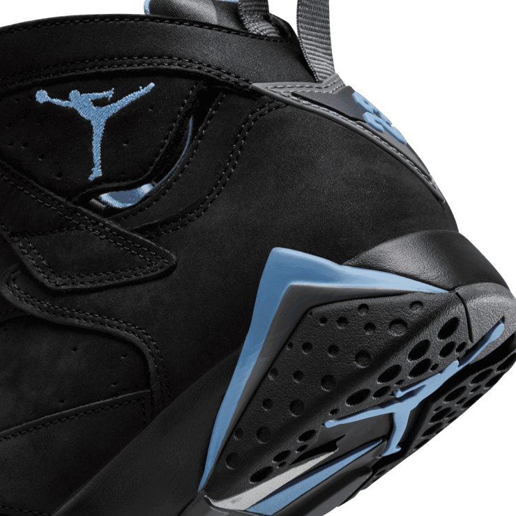 Air Jordan 7 Retro Chambray (2023) Angle 5