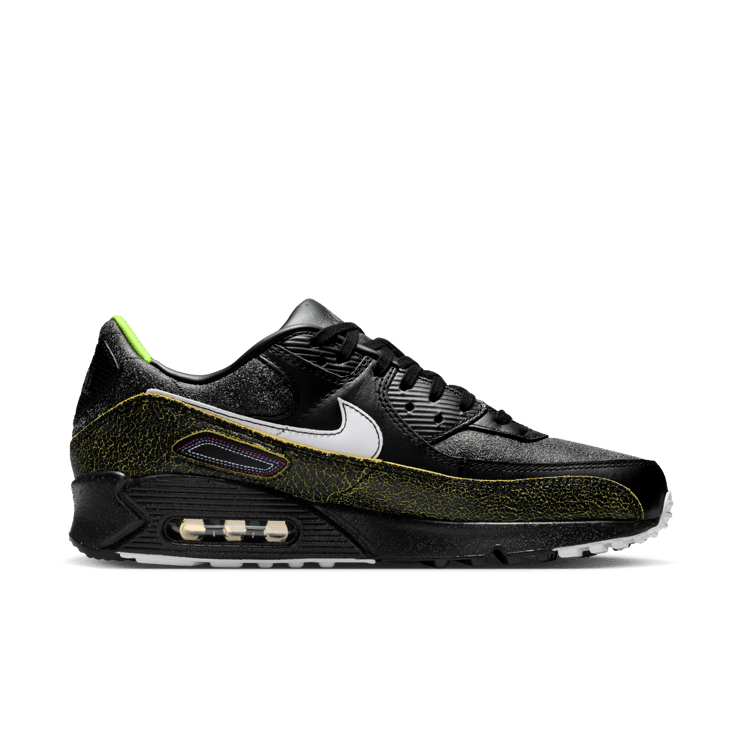 Nike Air Max 90 Tiempo Angle 2