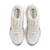 Nike Pegasus Premium Smoke Angle 3