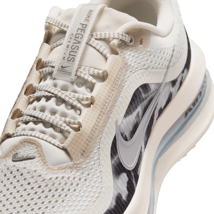 Nike Pegasus Premium Smoke Angle 6